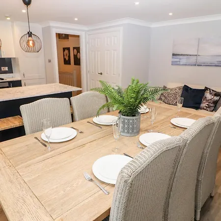 Leafy Nook Semesterbostad *